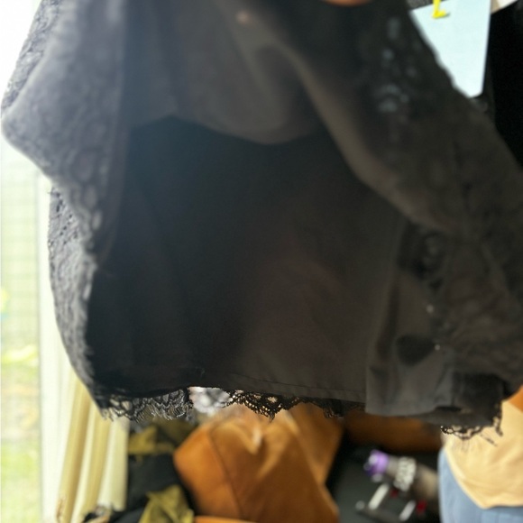 CECE | BNWT lace mini skirt | size 10 - Picture 6 of 6